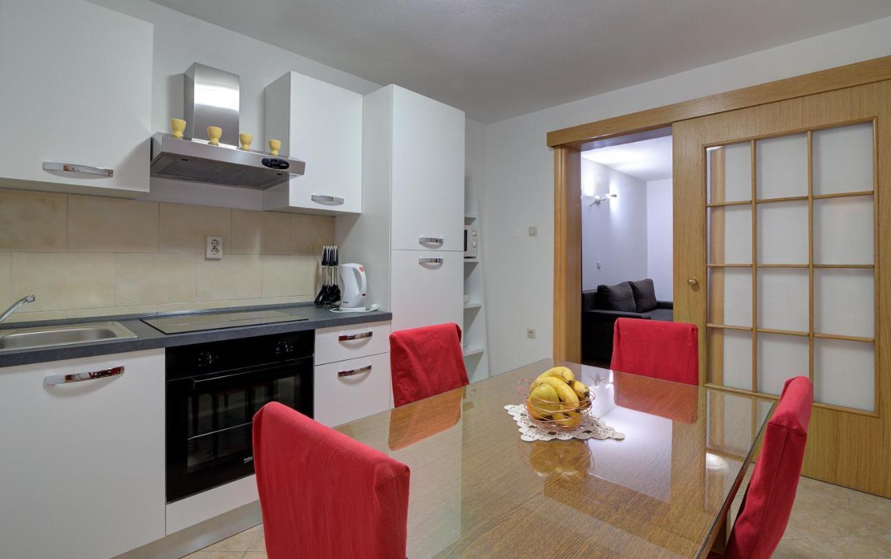 Apartments Lucia Senj 1 Kültér fotó