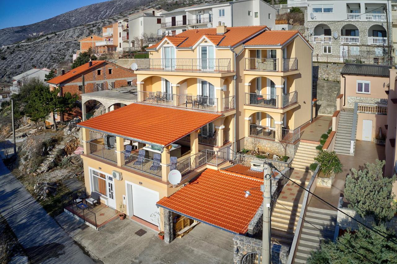 Apartments Lucia Senj 1 Kültér fotó
